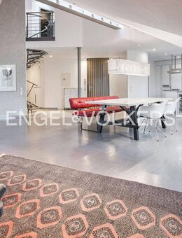 Beeindruckende Maisonette-Wohnung mit sonniger Dachterrasse - Zirndorf