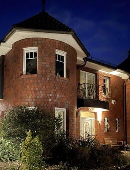 Provisionsfrei: Traumhafte Villa mit Garage in seenaher Lage von Falkensee - Schönwalde-Glien