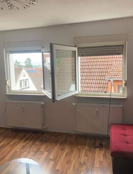 Gemütliche, teilmöblierte Dachgeschoss-Wohnung - Frankweiler