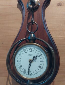 Wanduhr, London 1690, römische Ziffern, gut lesbar - Schwabach