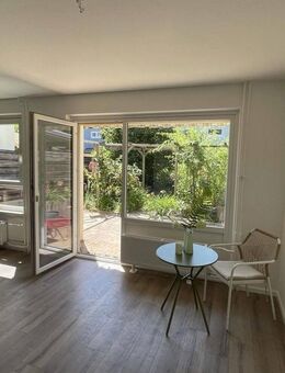 Modernisiertes Mittelreihenhaus in begehrter Lage - Reinbek