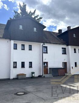 Charmantes Mehrfamilienhaus in Vaterstetten bei München mit viel Potenzial! - Vaterstetten