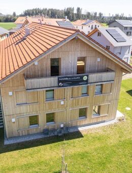 Erstbezug! Hochwertige Dachgeschosswohnung in ruhiger Lage - Amerang