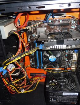Desktop PC, 3770 CPU, 8GB DDR3, 250GB HDD, Win 10 Aktiv - Krefeld