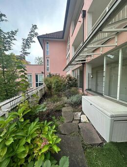 2 Zi- Whg Dachgarten und Loggia, sehr zentral aber ruhig in München Laim - München