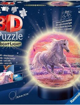 Ravensburger Puzzleball Nachtlicht Pferde am Strand, 72 Puzzleteile, mit Leuchtsockel inkl. LEDs