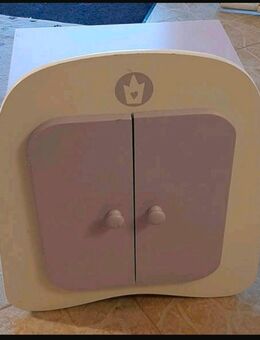 Puppen-Holz-Kleiderschrank (weiß, lila) + 24 Bügel für Puppensachen - Berlin Treptow-Köpenick