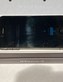 iPhone 4 - schwarz inkl. Ladekabel - Lehrberg