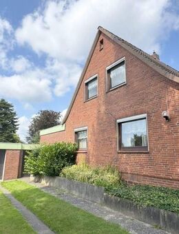 Dein Zuhause - Einfamilienhaus auf großem Grundstück mit Garage und Flair - Oldendorf (Schleswig-Holstein)