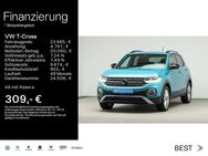 VW T-Cross, 1.0 TSI Life |||, Jahr 2023 - Mühlheim (Main)