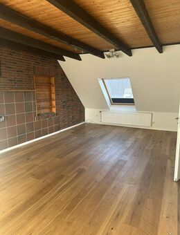 gemütliche Dachgeschosswohnung im Zentrum von Aschendorf - Papenburg