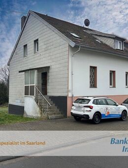 Große Doppelhaushälfte mit Garten und viel Potenzial in Heiligenwald - Schiffweiler