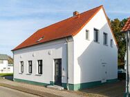 Renovierte 3-Zimmer-Wohnung in beliebter Lage von Putbus mit Stellplatz und Kellerabteil - Putbus