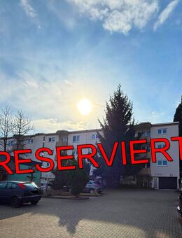 RESERVIERT ! Großzügige 2,5 Zimmer Wohnung in Freiburg - St. Georgen ! - Freiburg (Breisgau)