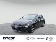 VW Golf, 1.5 VIII Style eTSI, Jahr 2020 - Darmstadt