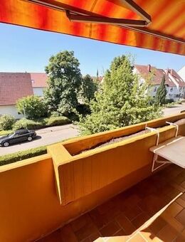 Große lichtdurchflutete offene Wohnung mit Loggia - Ladenburg