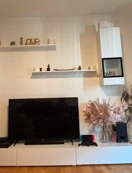 Wohnwand weiß - Delitzsch Zentrum