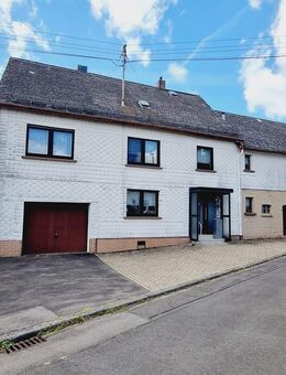 Charmantes Wohnhaus in Fehl-Ritzhausen mit großem Grundstück - Fehl-Ritzhausen