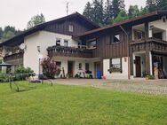 Zweifamilienhaus, sehr ruhige TOP - Lage mit toller Aussicht in sonniger Hanglage, mit Berg Panorama - Bad Hindelang