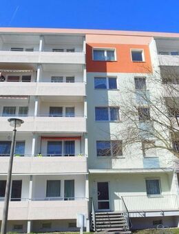 Ab sofort zu haben: Preiswerte 3-Zimmer-Wohnung im 2.OG mit Balkon in Lauchhammer-Mitte - Lauchhammer