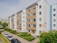 Provisionsfrei: bezugsfertige 4-Raumwohnung mit Balkon u. Stellplatz - Magdeburg