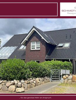 Stilvolles Architekten-Zweifamilienhaus, fußläufig zum Zentrum und zum Strand - derzeit vermietet - Scharbeutz