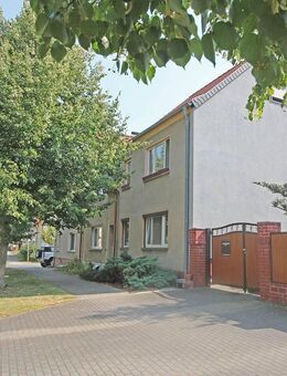 Geräumige Doppelhaushälfte - für 2-3 Familien nutzbar - in Lutherstadt Wittenberg OT Pratau - Wittenberg (Lutherstadt)