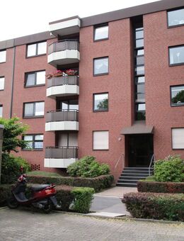 Buer-Mitte: großzügige 3 1/2 Raum Wohnung in bevorzugter Grünlage mit großer Loggia und Gemeinschaftsgarten - Gelsenkirchen