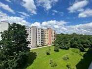 Gut geschnittene 3 Zimmerwohnung mit Balkon - München