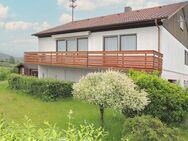 Charmantes Einfamilienhaus mit großem Garten und Ausbaupotenzial in Gomadingen - Gomadingen