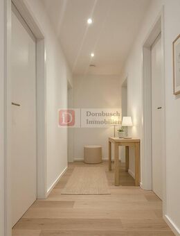 Top!! Sanierte 4-Zimmer-Wohnung mit separatem Dachstudio & Balkon - Frankfurt (Main)