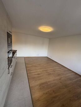 2-Zimmer-Wohnung in zentraler Lage von Reutlingen - frisch renoviert - Reutlingen