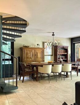 Maisonette-Wohnung || Top-Lage || viel Gestaltungspotenzial - Köln