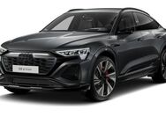 Audi Q8, Sportback 55 quattro S line & Olufsen, Jahr 2022 - Zwickau