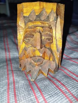 Handgeschnitze Holzfigur - Weißenfels