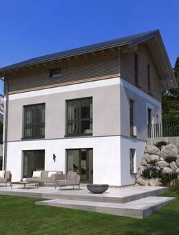 EIN HAUS FÜR BESONDERE GEGEBENHEITEN AM BERG - Döhlau