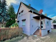 Einfamilienhaus mit 1660qm Grundstück, Pool, Sauna und Ausbaureserven in Taucha - Taucha