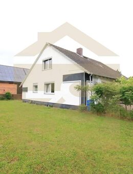 Modernes Mehrfamilienhaus mit drei Wohneinheiten und Baugrundstück! Mein Haus = Mein Makler! - Rühen