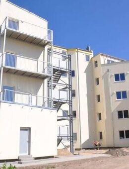 große 1-Zimmer-Wohnung im 1.OG. Balkon, Fußbodenheizung - Stralsund