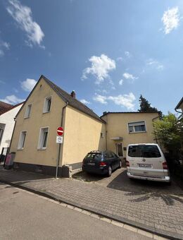Zweifamilienhaus mit Entwicklungspotenzial - Im Herzen von Budenheim - Budenheim