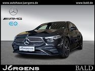 Mercedes A 180, AMG-Sport Night, Jahr 2022 - Lüdenscheid