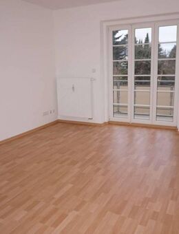 Wohnen am am Heimgarten - Balkon + Bad mit Fenster u. Dusche** - Chemnitz