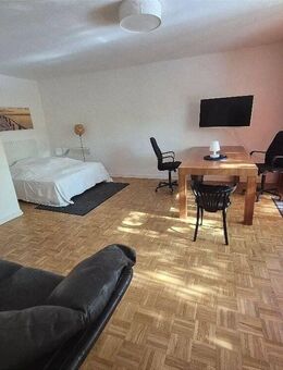 helle 1- Zimmer-Wohnung mit Balkon/ möbliert/ Nähe UKE / ab sofort verfügbar - Hamburg