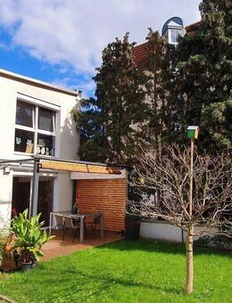 Wohnen wie im Einamilienhaus im Grünen mit Terrasse, Balkon und eigener Garage - Dresden