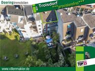 Selbstgestaltungsprojekt im Herzen von Troisdorf: Denkmalgeschütztes Dachgeschossapartment - Troisdorf