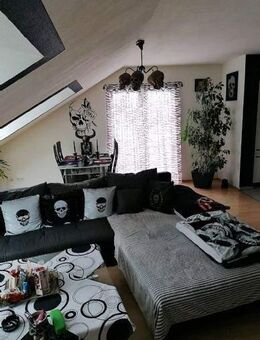 Eigentumswohnung- 2 ZKB mit Balkon in guter Wohnlage - Pirmasens