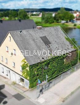 Altbestand mit Potenzial - zentral gelegen - mit Blick auf den Fluss Regen - Regenstauf