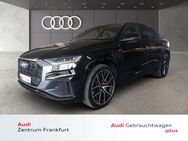 Audi Q8, 55 TFSI e quattro S line °, Jahr 2022 - Frankfurt (Main)