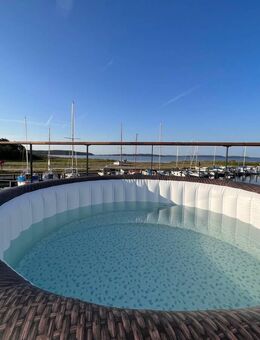 LUXUS Hausboot - 3 Etagen - 100m² Wohnen + 120 m² SONNENTERRASSE - Kamin, Kino, komplett individuell - Berlin