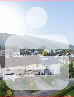 Modernisierte Eigentumswohnung mit Traum-Aussicht über die Dächer von Wehr, 3.OG ohne Lift - Wehr (Baden-Württemberg)